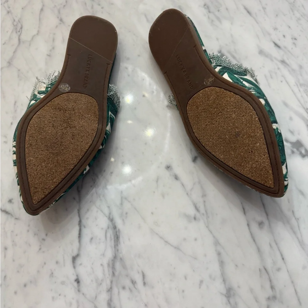 NEW Lucky Brand Bapsee Floral Pointed Toe Women's Mules Flats Green White Size 7 - Picture 4 of 4